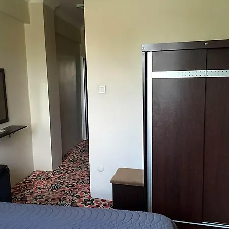 Oz Yavuz Hotel